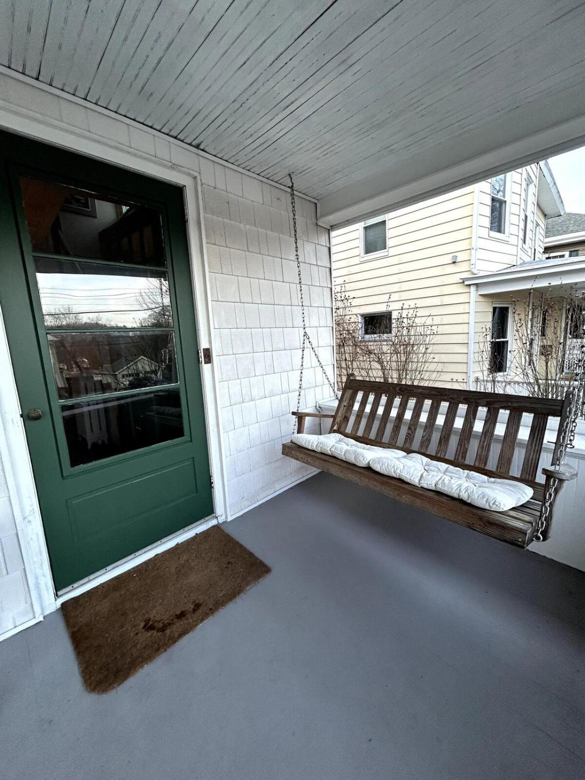 The Farmhouse At Fort Hill Peekskill Exterior photo